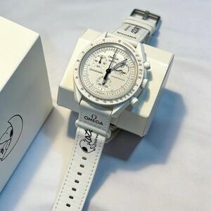 Swatch x Omega x Snoopy Bioceramic Moonswatch Mission To Moonphase